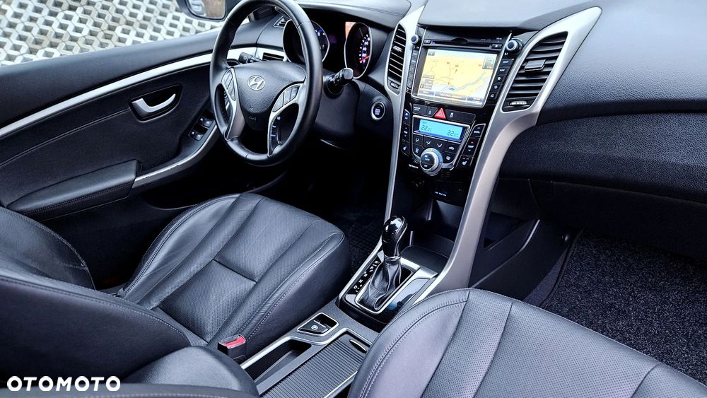 Hyundai i30 1.6 CRDi Automatik Style - 38