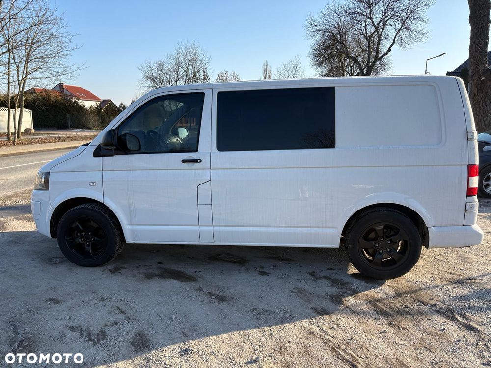 Volkswagen Transporter - 4