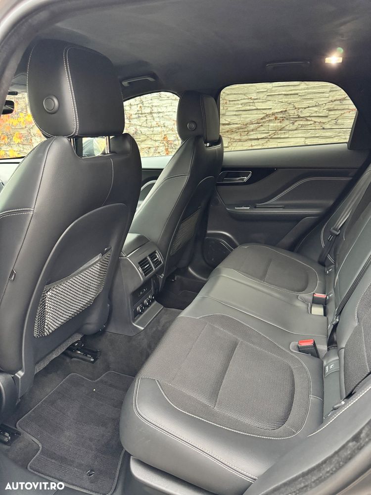 Jaguar F-Pace 20d AWD Aut. R-Sport - 15