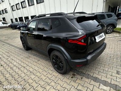 Dacia Duster HEV 155 Extreme - 8
