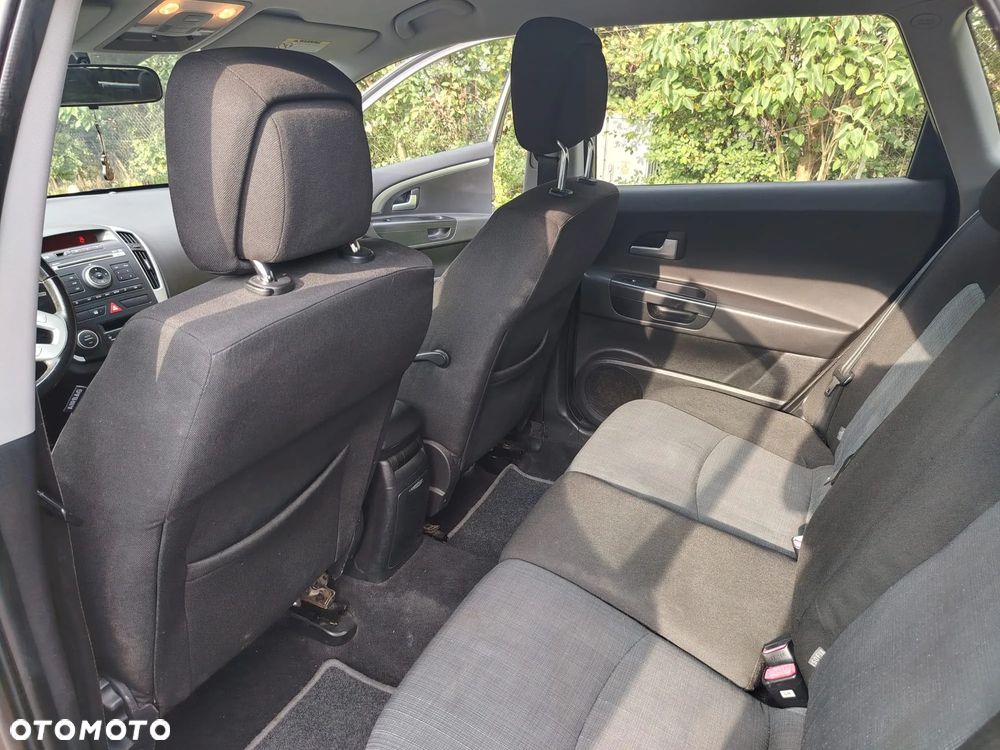Kia Ceed - 18