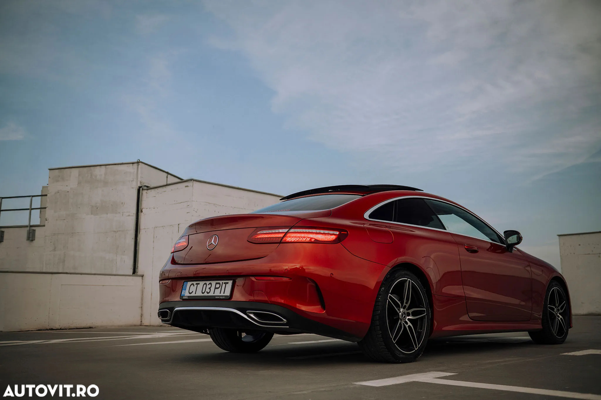 Mercedes-Benz E 220 d Coupe 9G-TRONIC AMG Line - 15