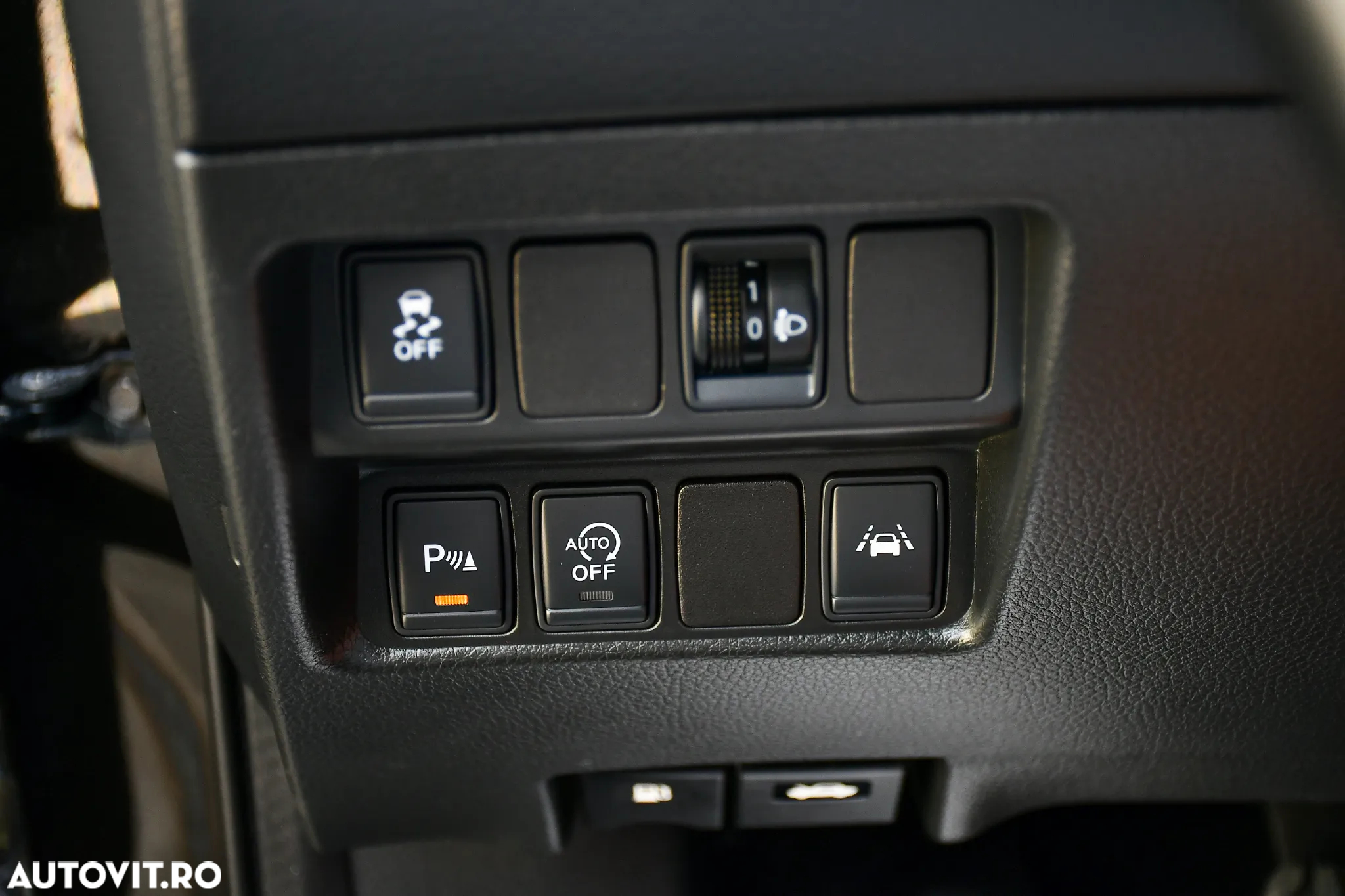 Nissan Qashqai 1.5 DCI Start/Stop N-Connecta - 18