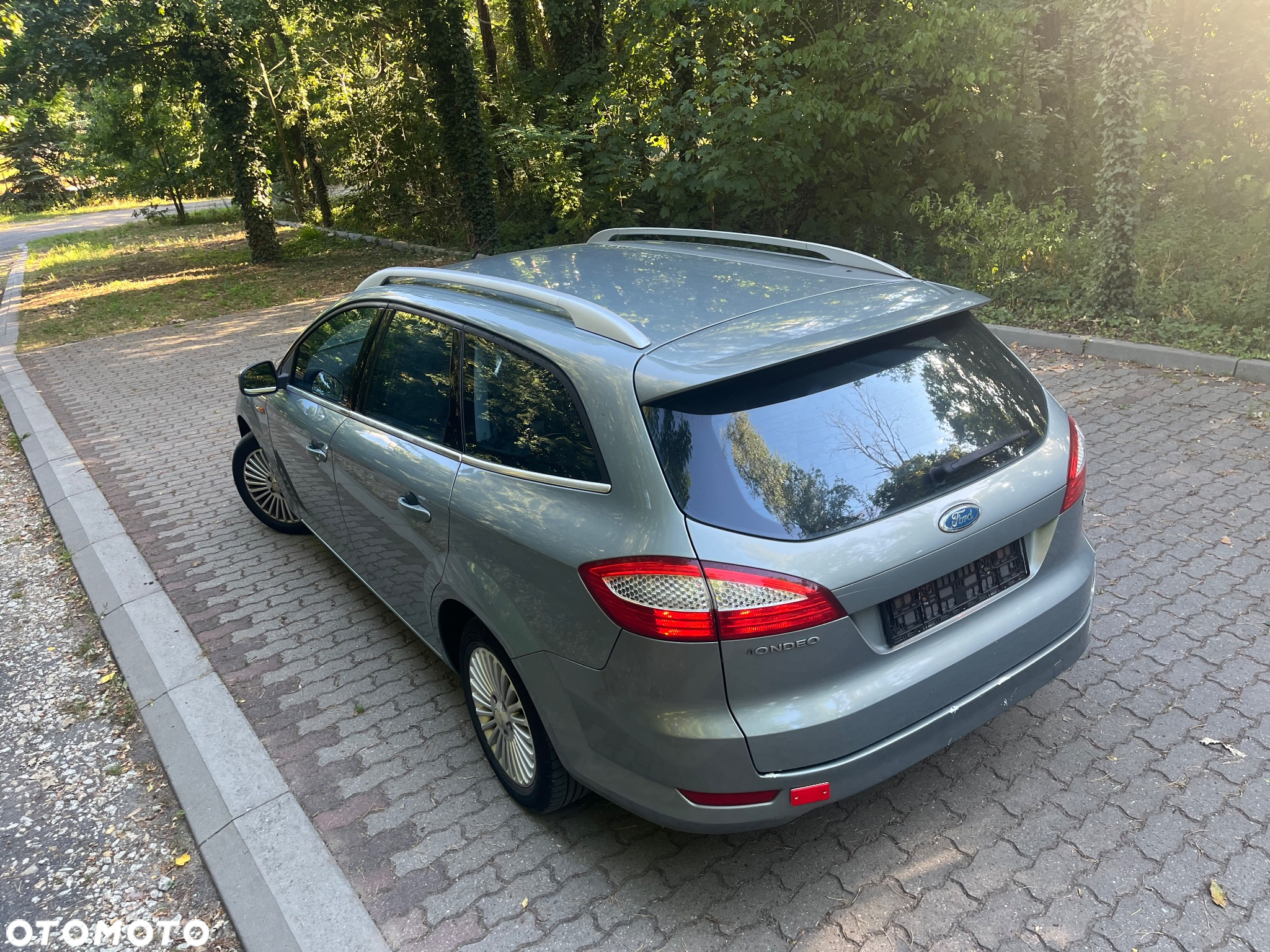 Ford Mondeo 2.0 TDCi Titanium - 12