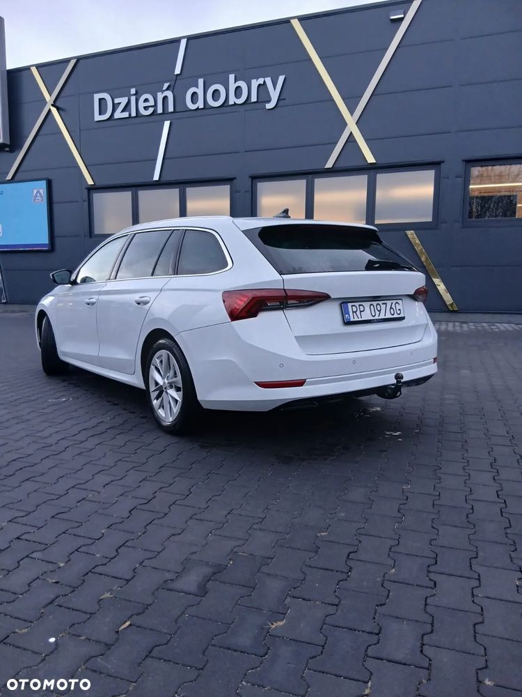Skoda Octavia 2.0 TDI 4x4 Style DSG - 3