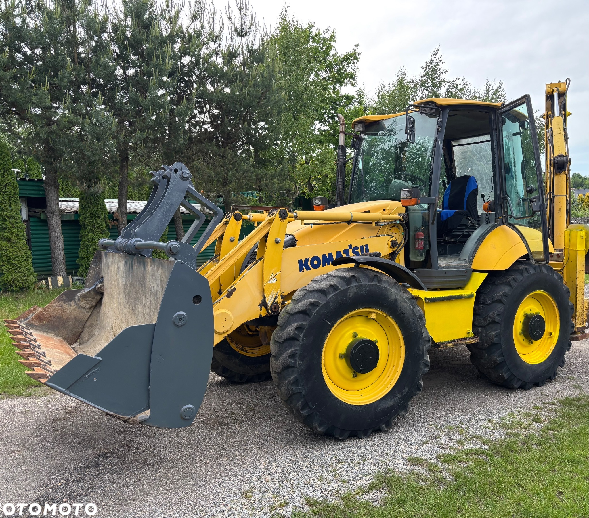 Komatsu WB 93 - 2