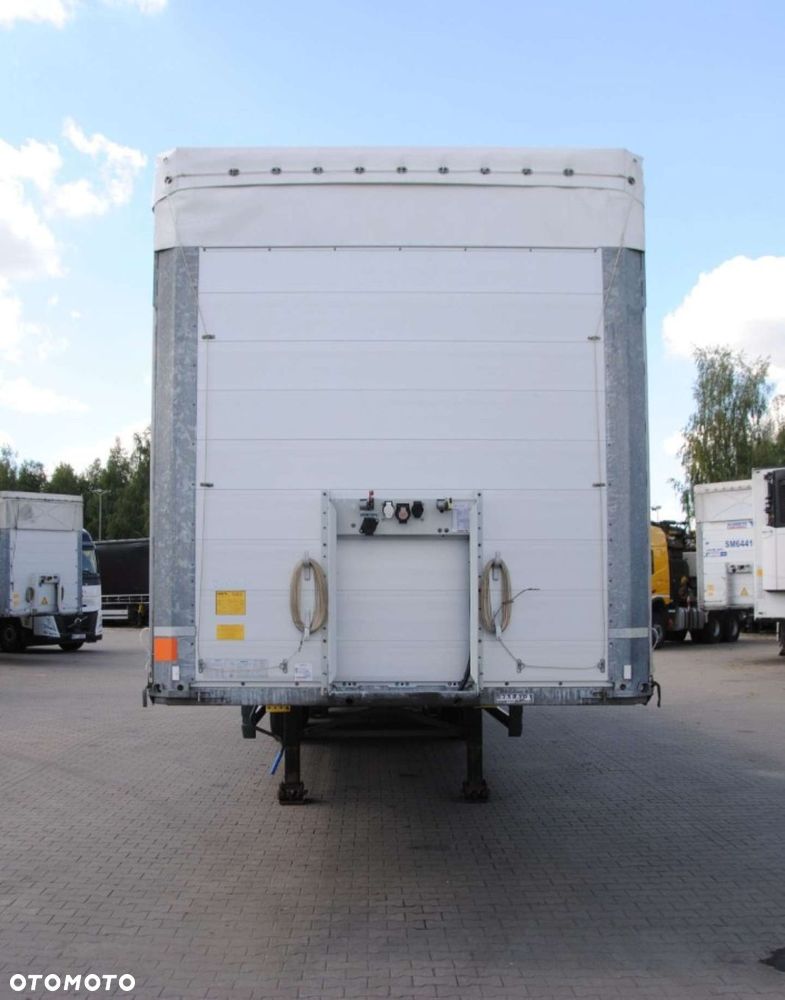 Schmitz Cargobull SCS kurtyna, podnoszona oś - 8