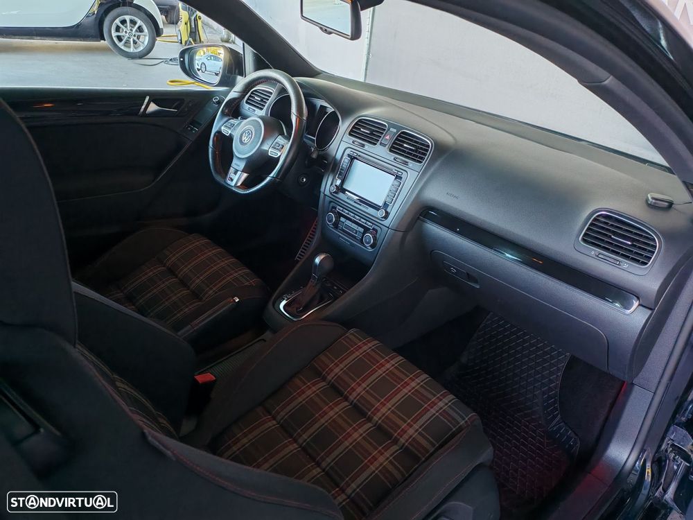 VW Golf 2.0 TSi GTI DSG - 8