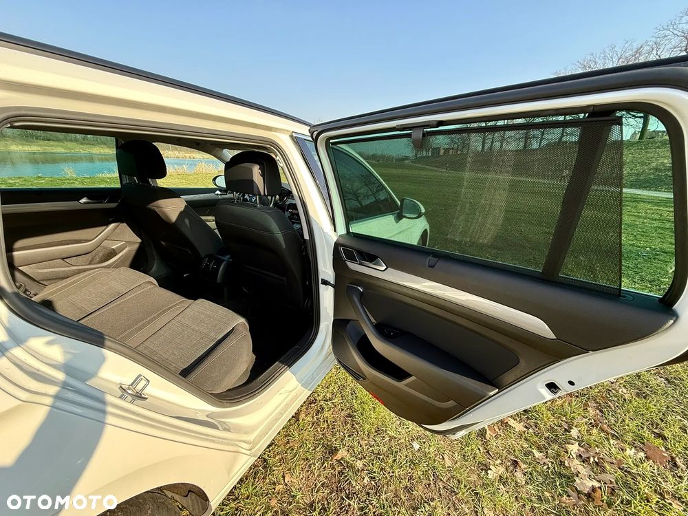 Volkswagen Passat 2.0 TDI Business DSG - 20