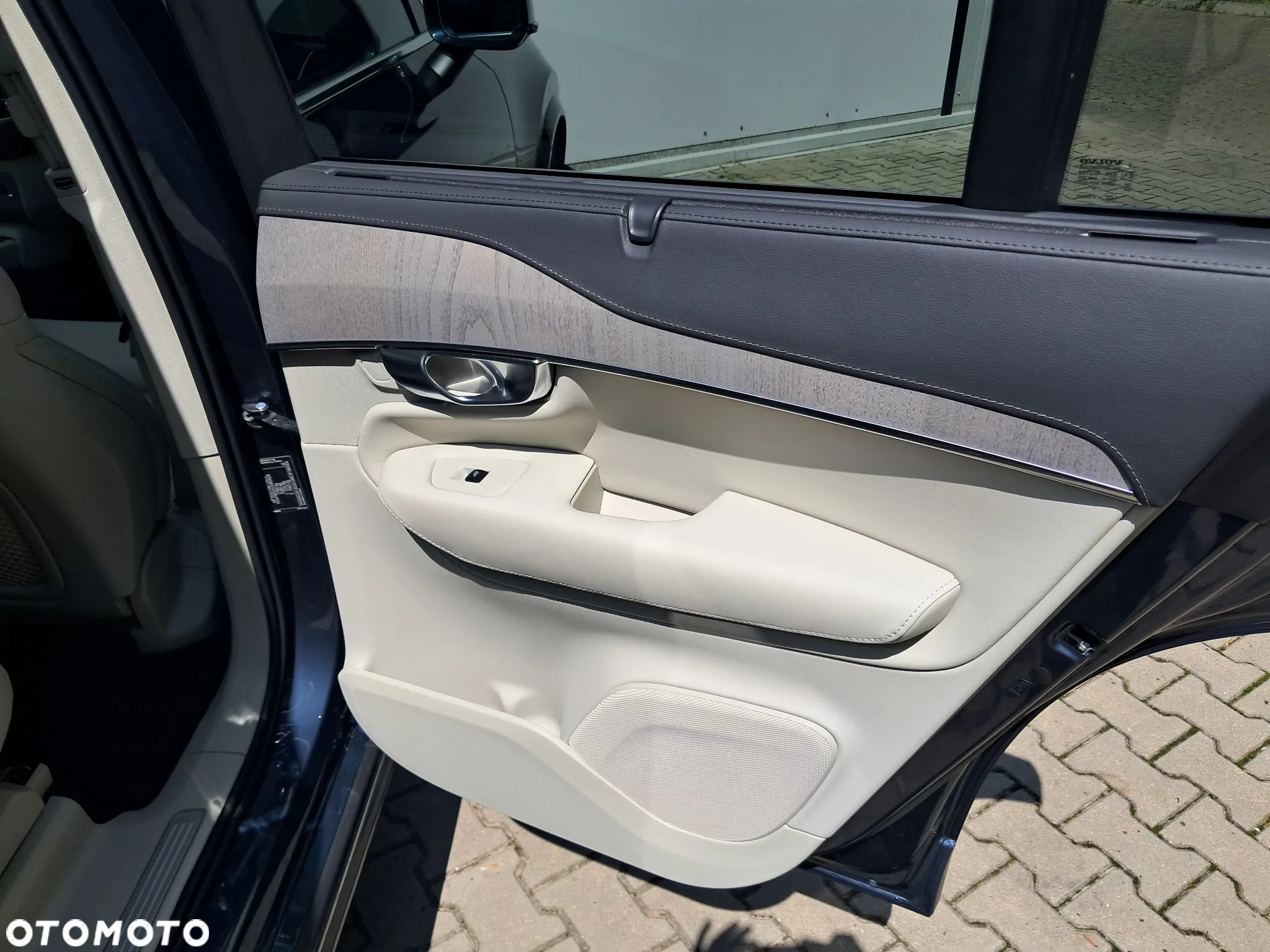 Volvo XC 90 - 17