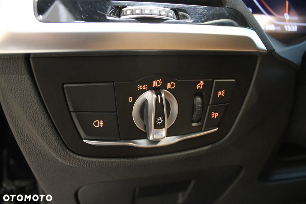 BMW X3 xDrive20d xLine - 13