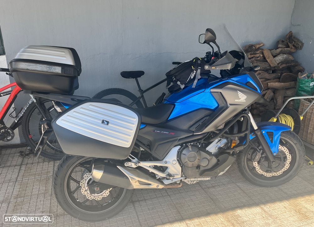 Honda NC750X - 1