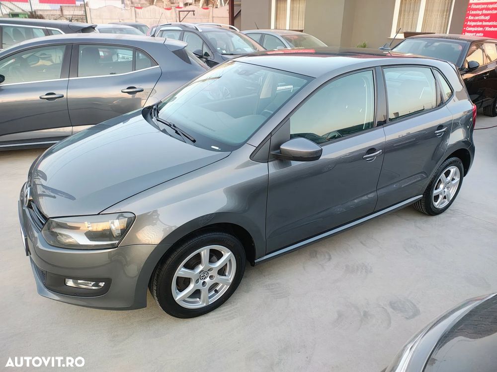 Volkswagen Polo 1.6 TDI Blue Motion Technology Comfortline - 24