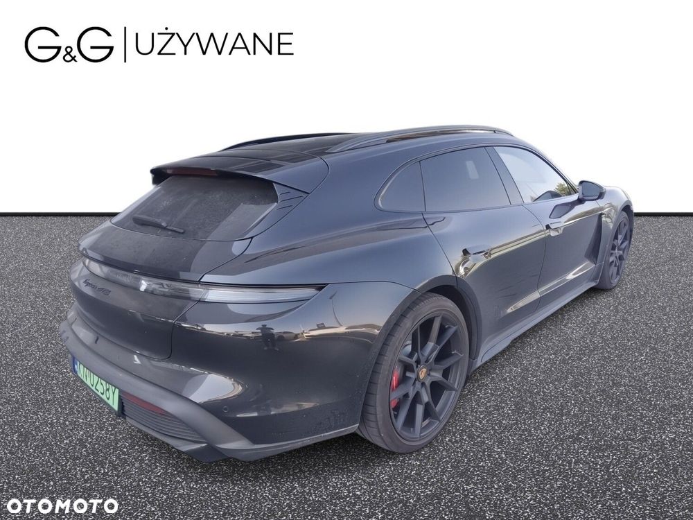 Porsche Taycan GTS - 5