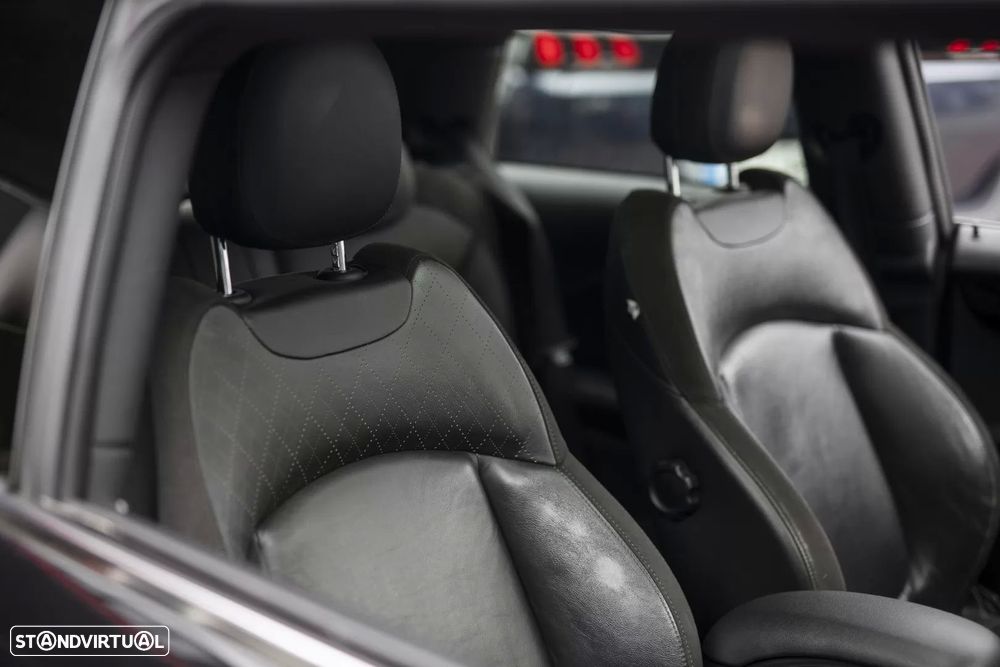 MINI 3 Portas Cooper D Auto - 15