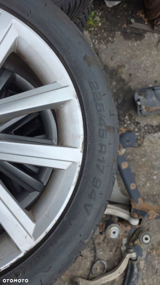 KOŁA FELGI FELGA OPONY LETNI 17 5X112 5E0601025E ET49 SKODA OCTAVIA 225/45 - 6