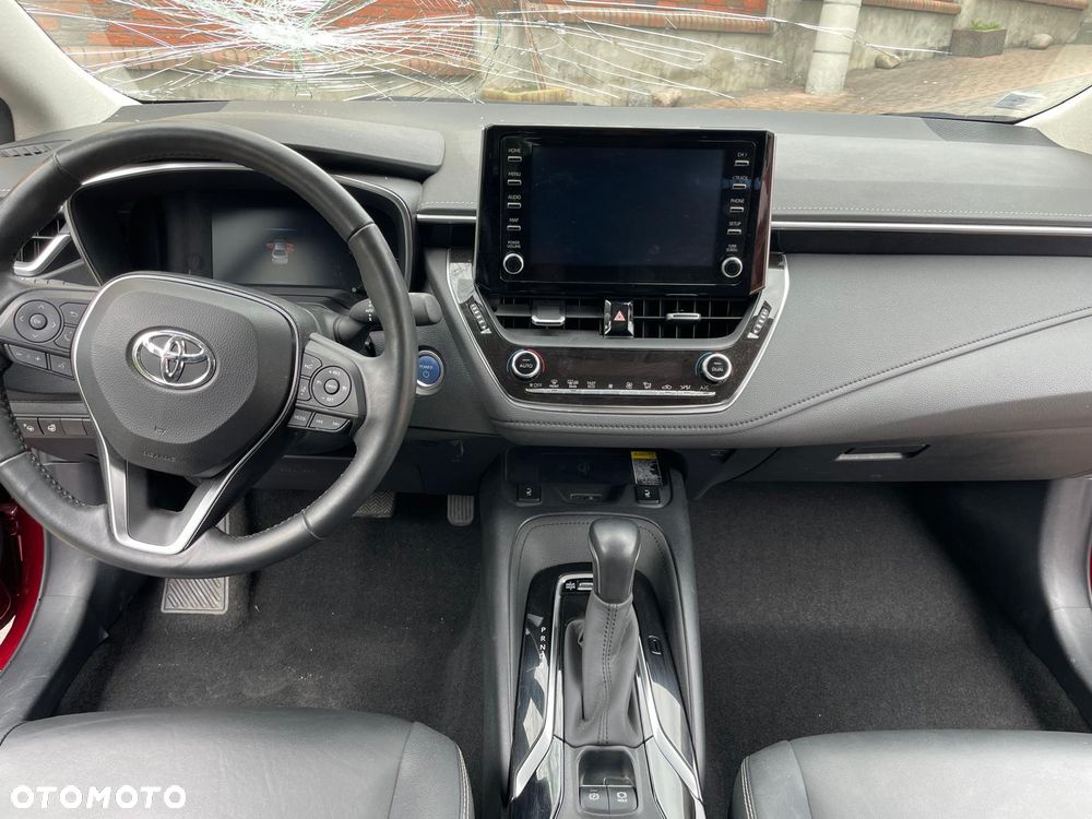Toyota Corolla - 13