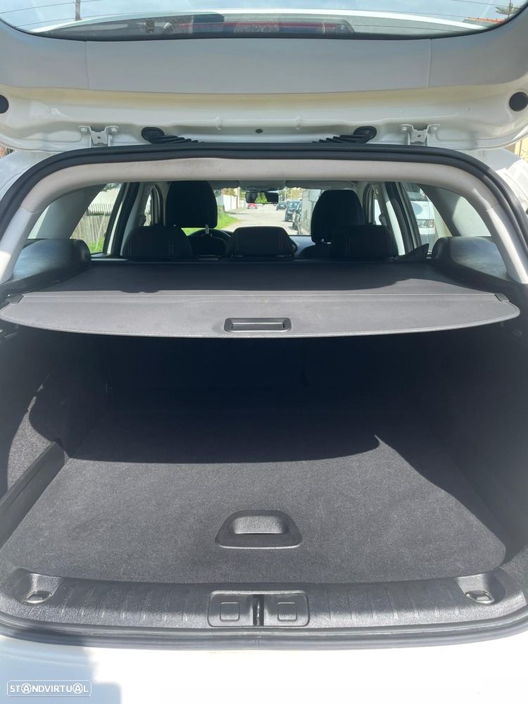 Fiat Tipo Station Wagon 1.6 M-Jet Lounge - 16