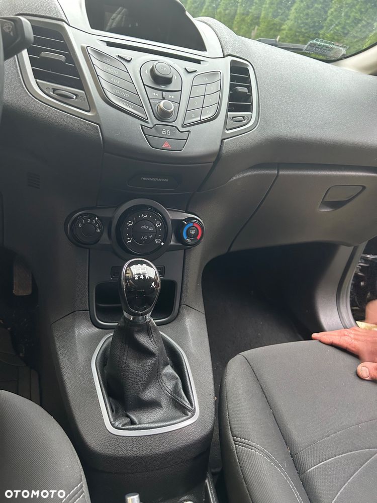 Ford Fiesta 1.25 Silver X - 10