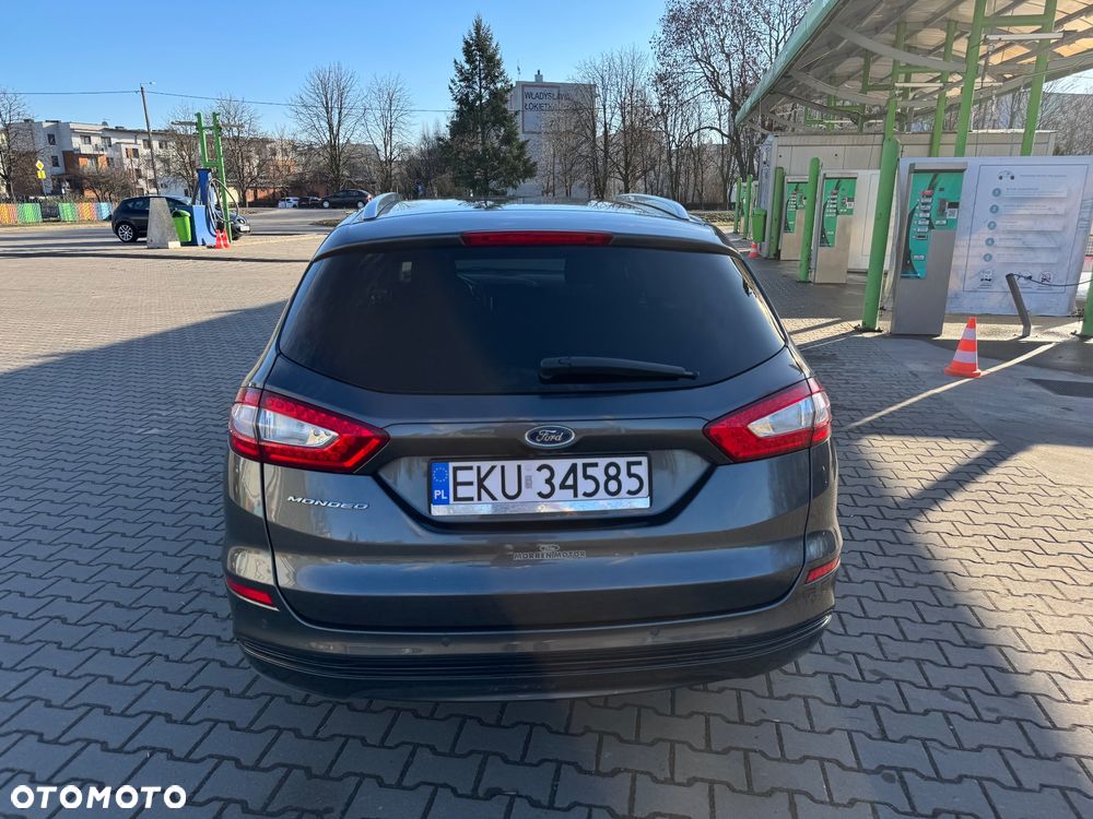 Ford Mondeo SW - 12