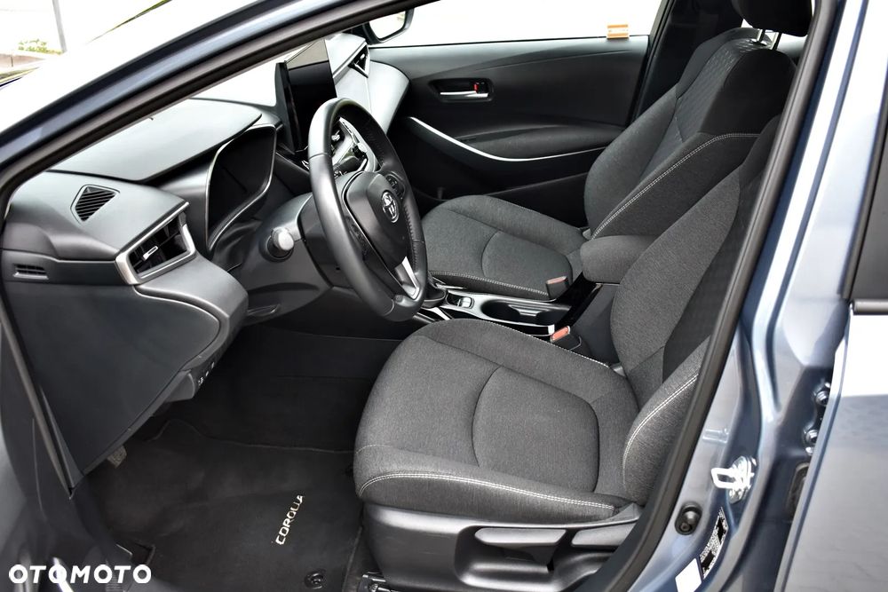 Toyota Corolla - 6
