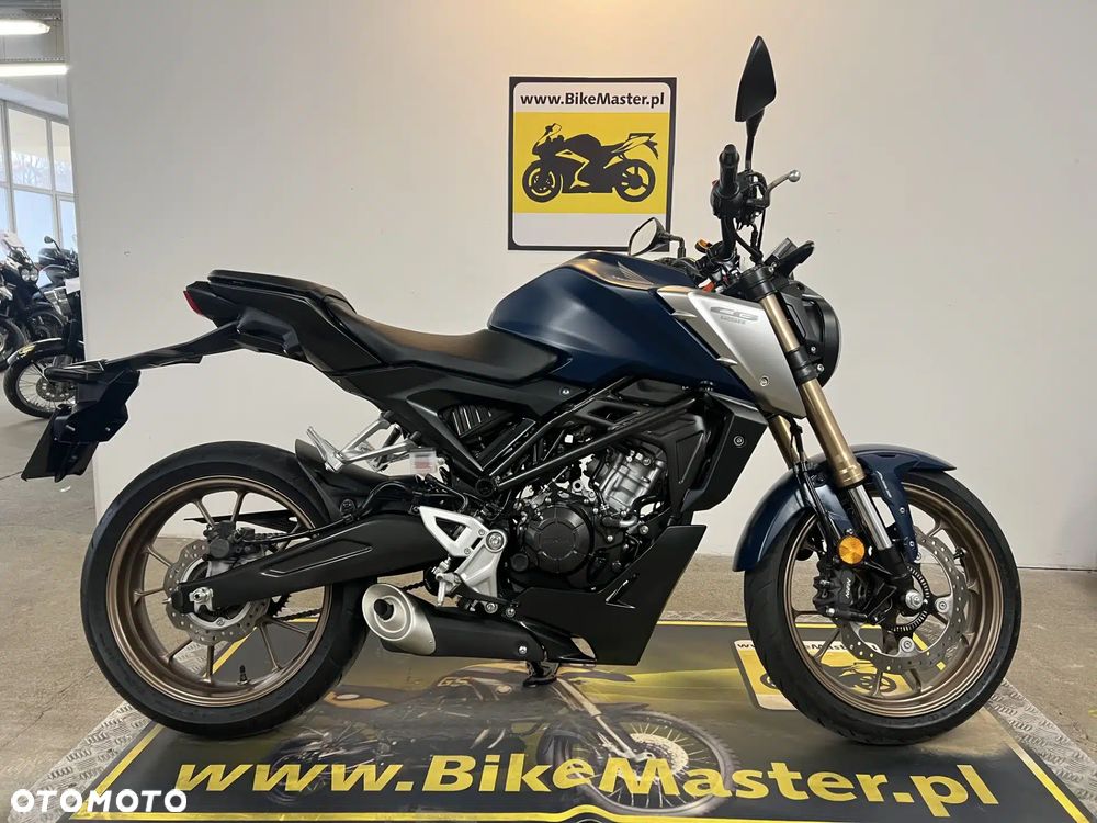 Honda CB - 1