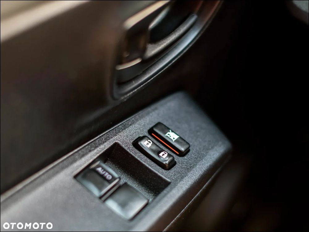Toyota Yaris - 30