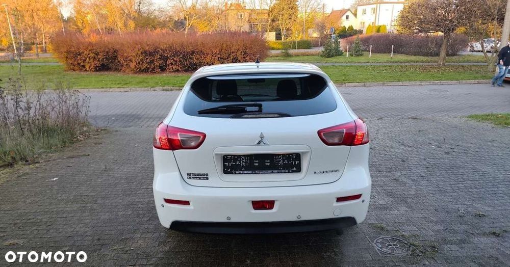 Mitsubishi Lancer - 14