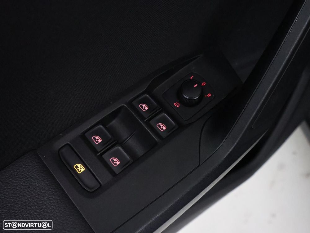 SEAT Arona 1.0 TSI FR - 12