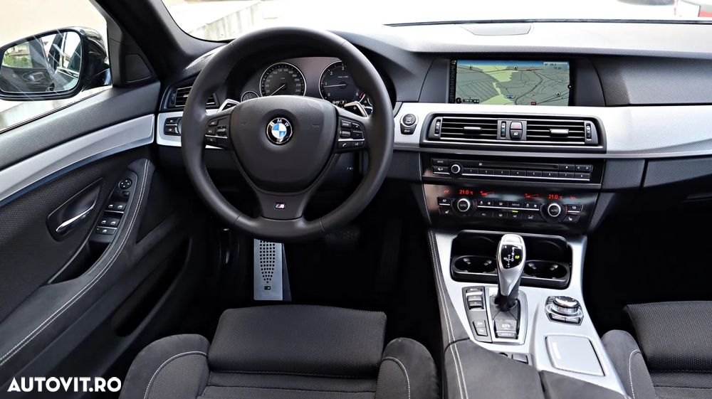 BMW Seria 5 525d xDrive AT - 20