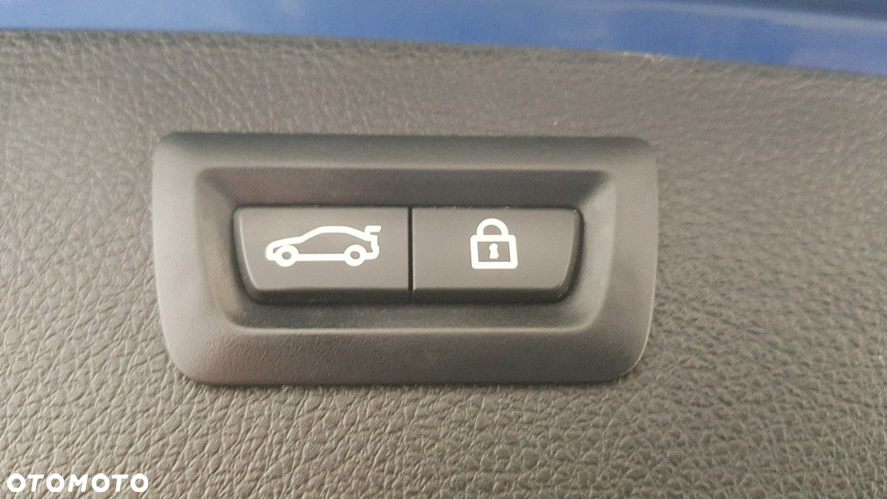 BMW Seria 3 - 24