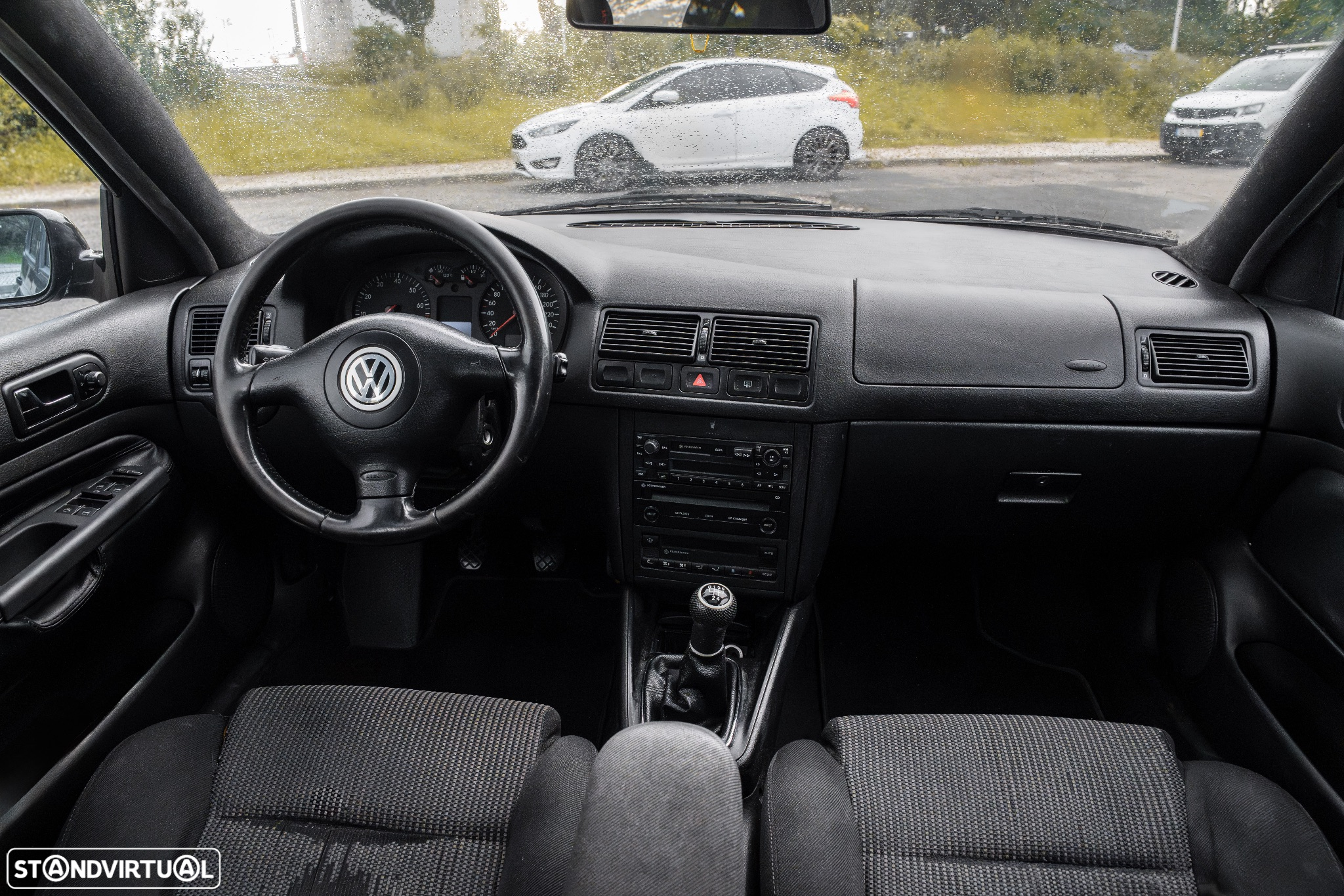 VW Golf 1.6i Highline - 11