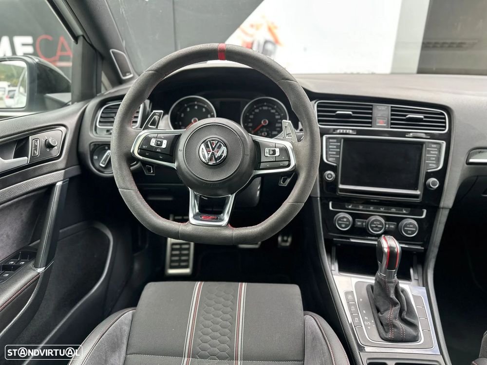 VW Golf GTI Clubsport DSG - 16