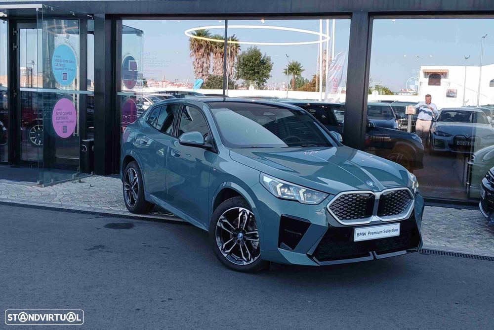 BMW iX2 xDrive30 - 1