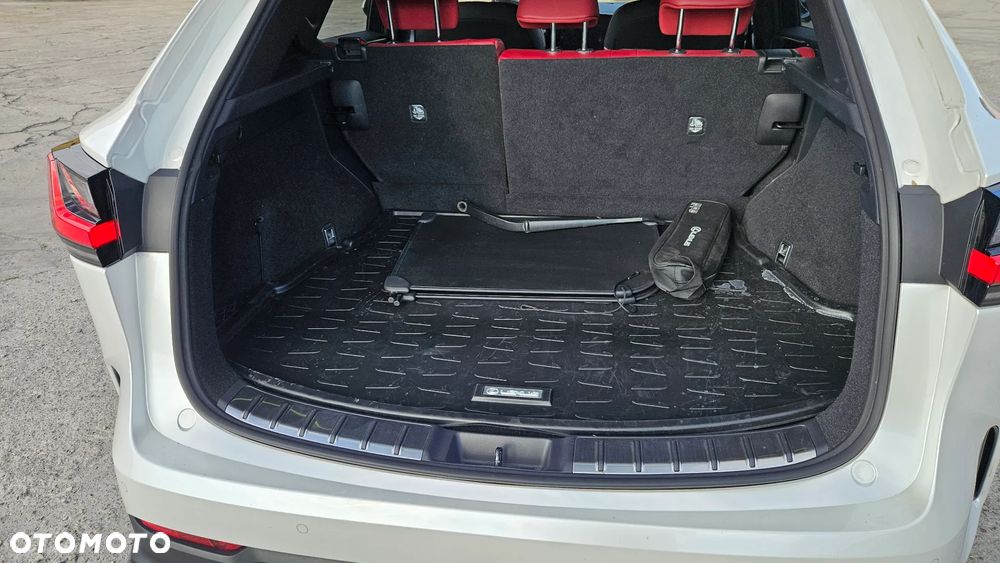 Lexus NX 350h Prestige AWD - 26
