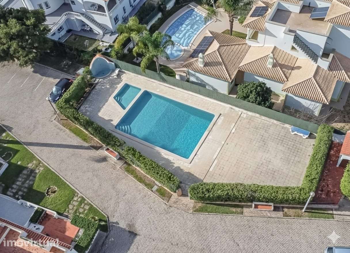 Moradia T2 em banda na Galé - perto da praia - Grande imagem: 4/20