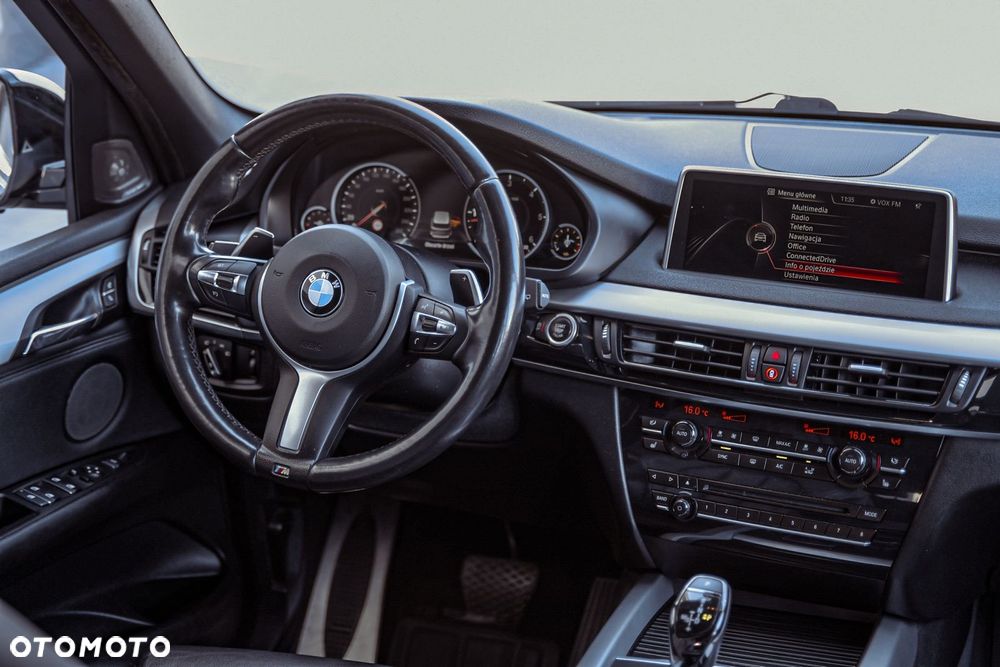 BMW X5 xDrive30d Sport-Aut - 35