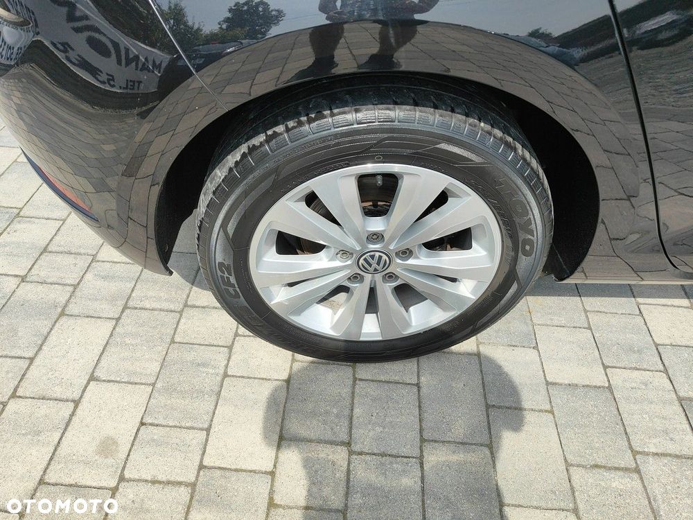 Volkswagen Golf - 36