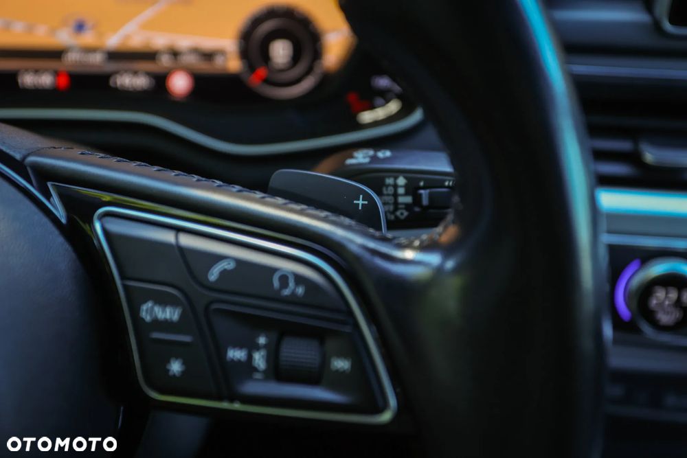 Audi A4 Avant 2.0 TDI ultra S tronic sport - 29