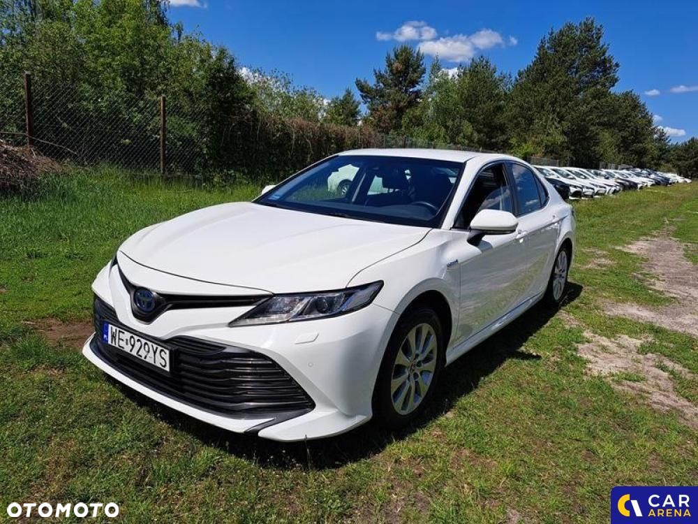 Toyota Camry - 3