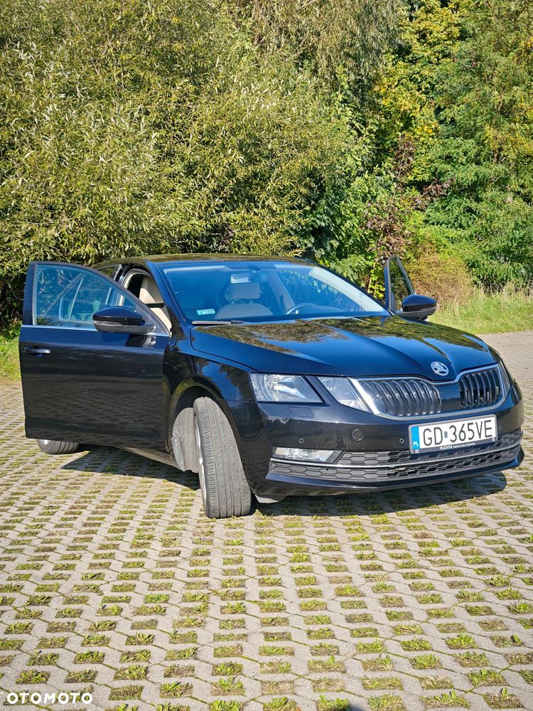 Skoda Octavia 2.0 TDI Elegance DSG - 6