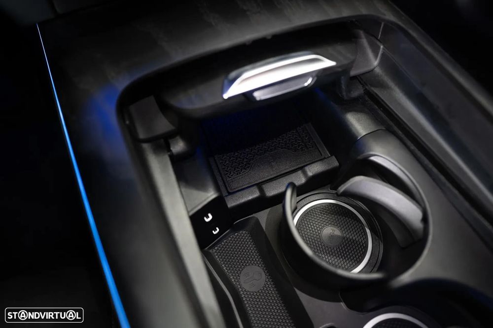 Mercedes-Benz E 300 e Station - 43