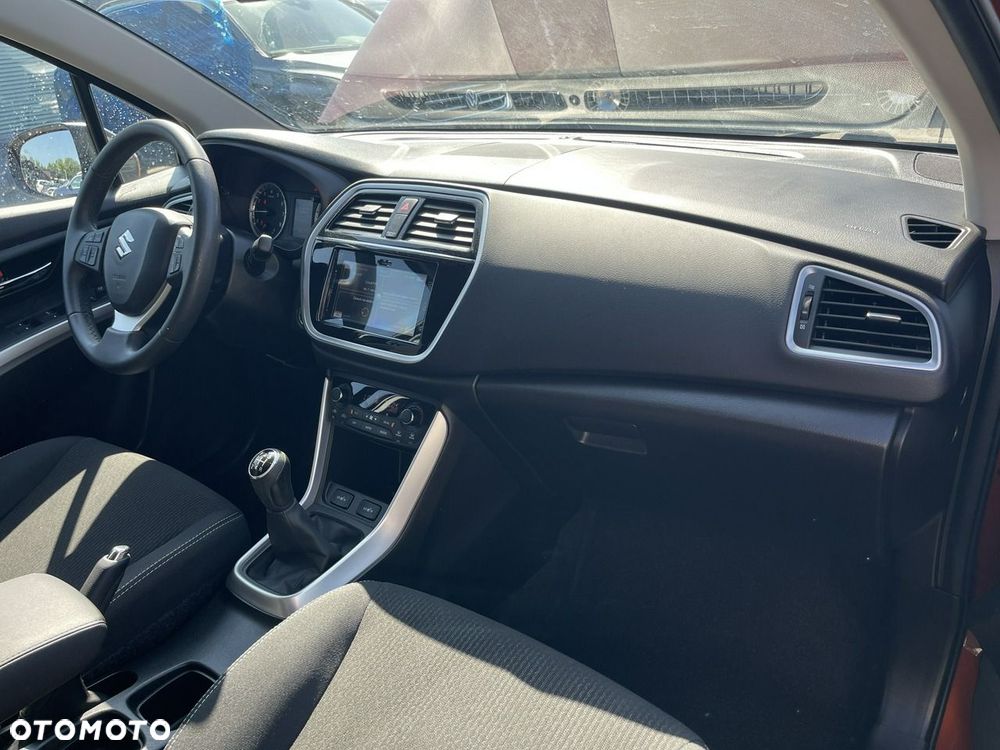 Suzuki SX4 S-Cross 1.0 T Comfort - 11