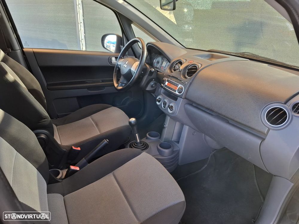 Mitsubishi Colt 1.1 Inform RCD - 45