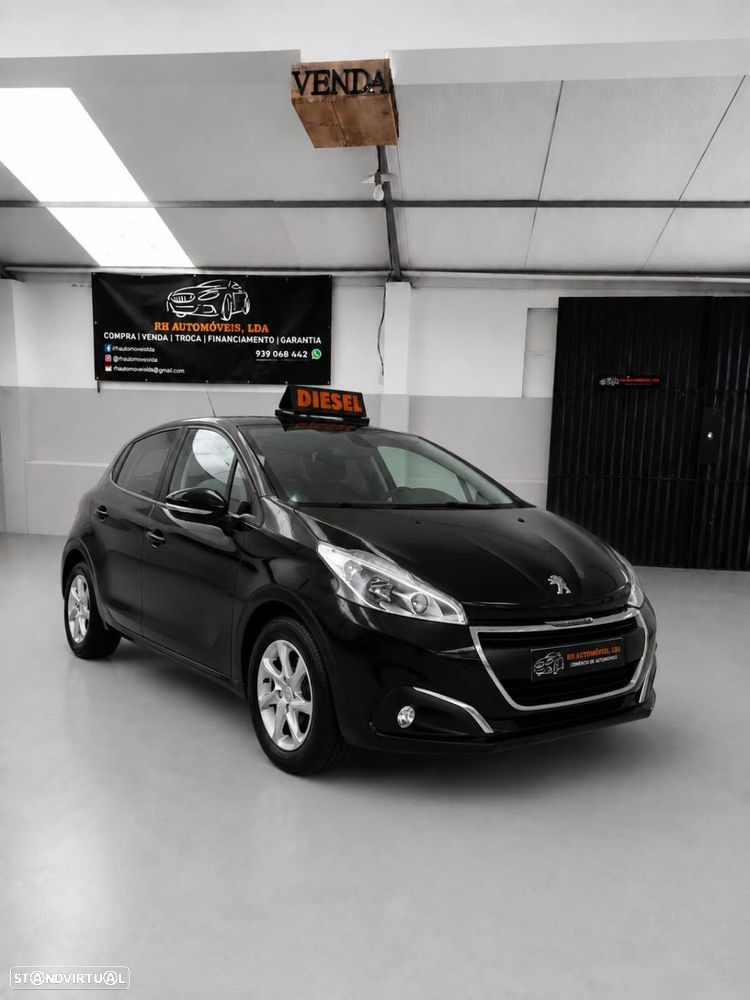 Peugeot 208 1.4 HDi Active - 1
