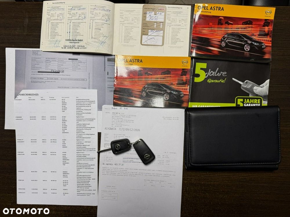 Opel Astra 1.4 Turbo 150 Jahre - 32