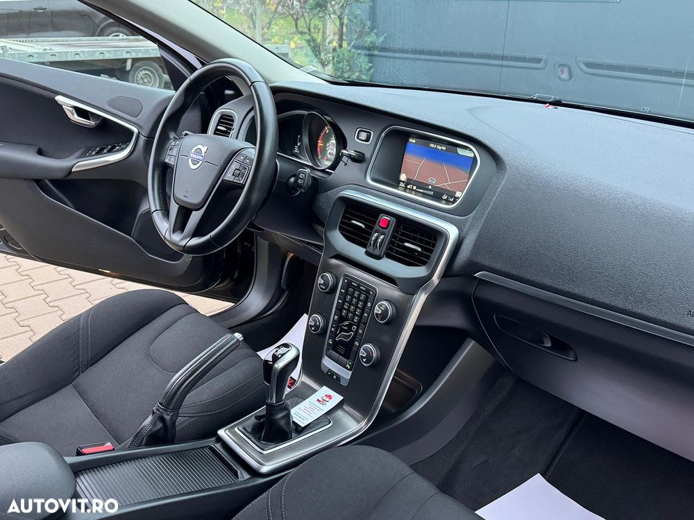 Volvo V40 - 14