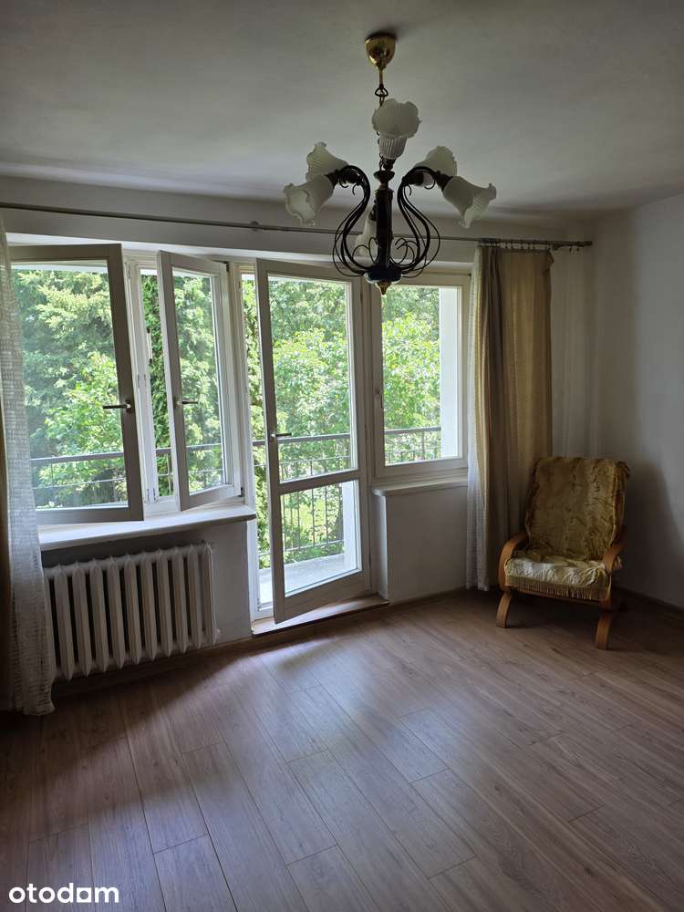 CICHA KAWALERKA 30,9m² Legionowo Husarska BALKON+PIWNICA 3m²