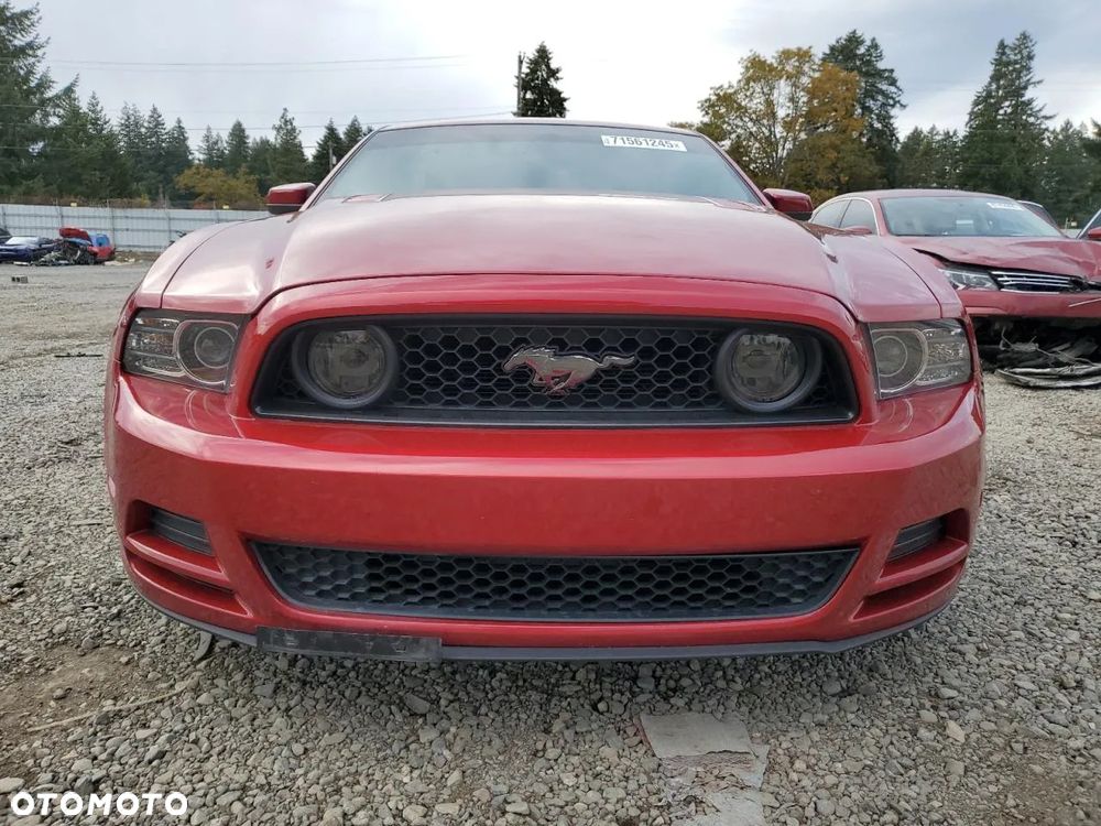 Ford Mustang 5.0 V8 GT - 2