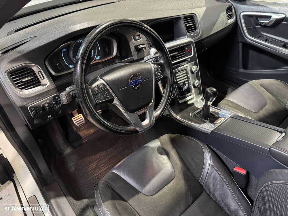 Volvo V60 1.6 D2 Drive R-Design Start/Stop - 27